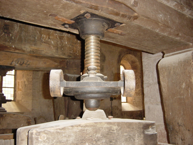 2007/04(April-May-Germany-Italy-Scotland)/05(Eberbach Monastery)/640x480_2007-05-05-25-Eberbach-Monastery.JPG